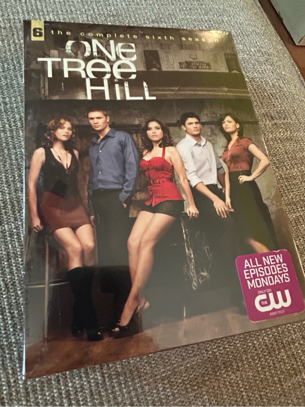 Unopened One Tree Hill Complete Sixth Season DVD